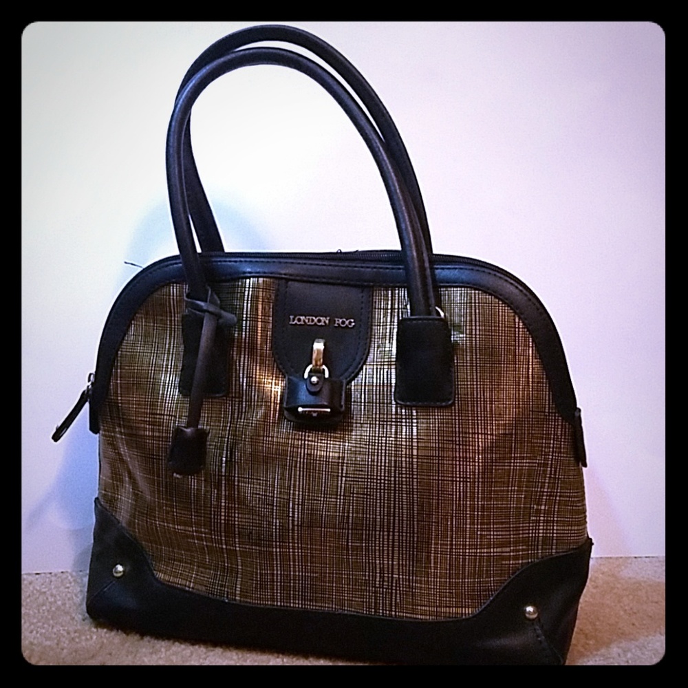 London Fog purse